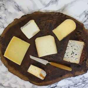 Tabla de quesos artesanos aAlquimia